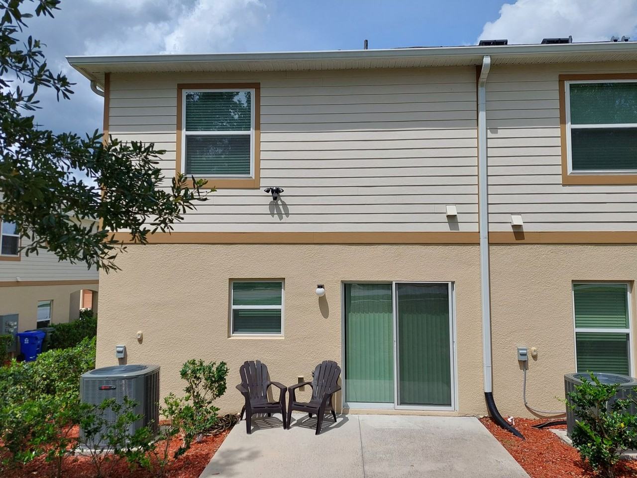 3846 Hampstead Ln - Photo 3 of 42