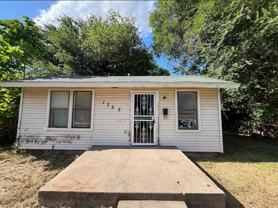 1723 Ne 15th St - Photo 1 of 1