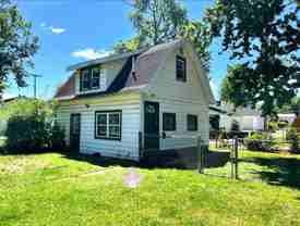1211 W Spencer Ave - Photo 1 of 1
