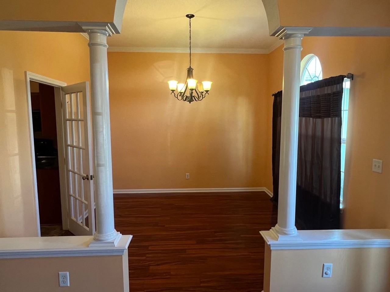 107 Camellia Ct - Photo 3 of 15