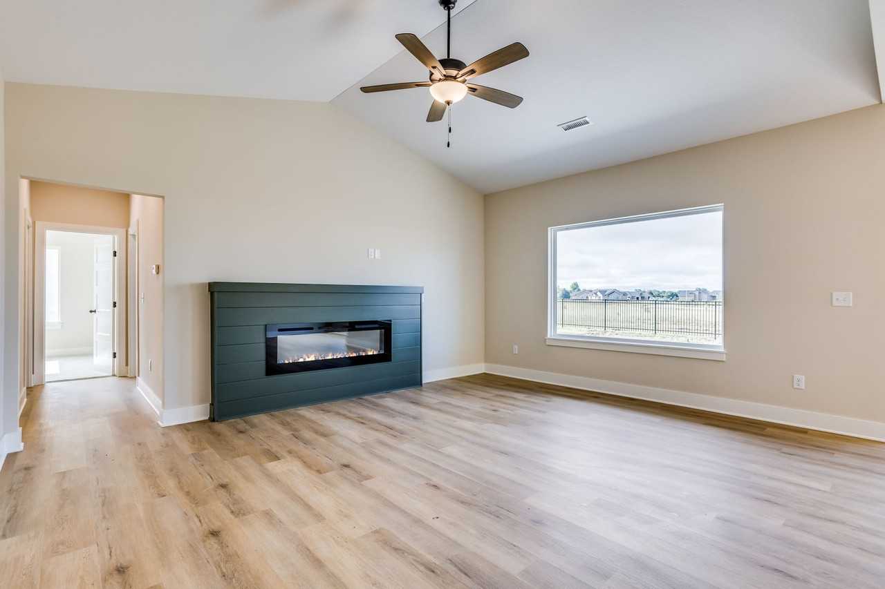 1025 Long Path St - Photo 5 of 29
