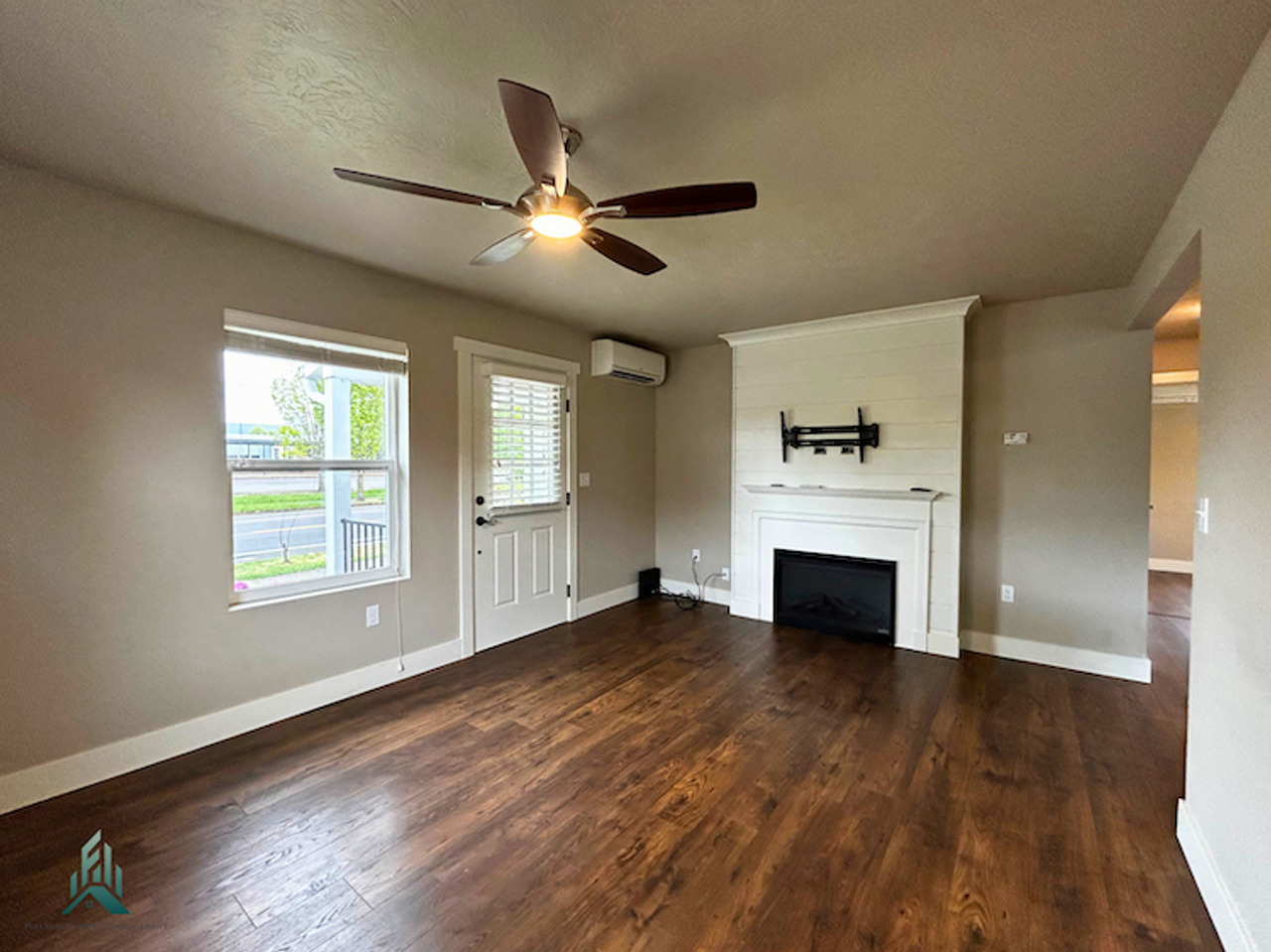 1203 Queen Ave Sw - Photo 3 of 19