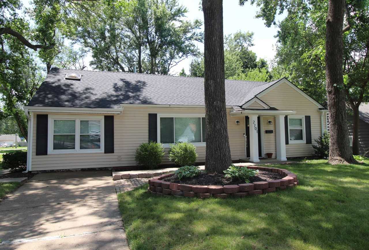 2701 W 75th Pl - Photo 2 of 16