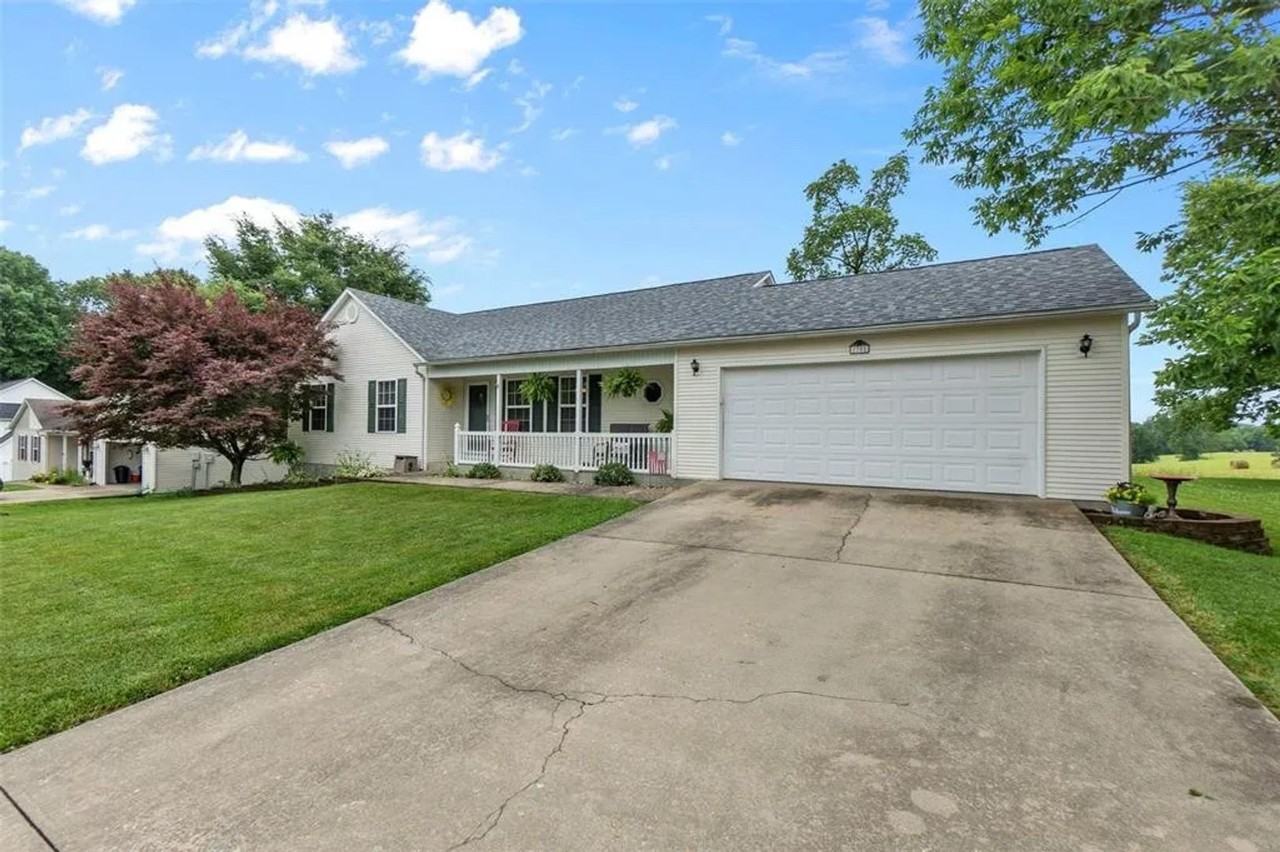 1705 Donna Lynn Dr - Photo 3 of 13