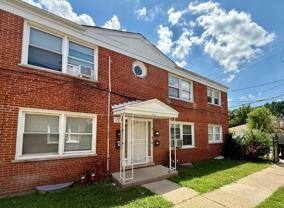 122 N Menard ave - Photo 1 of 1