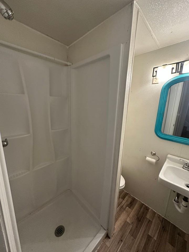 1201 10th Ave - Photo 3 of 15