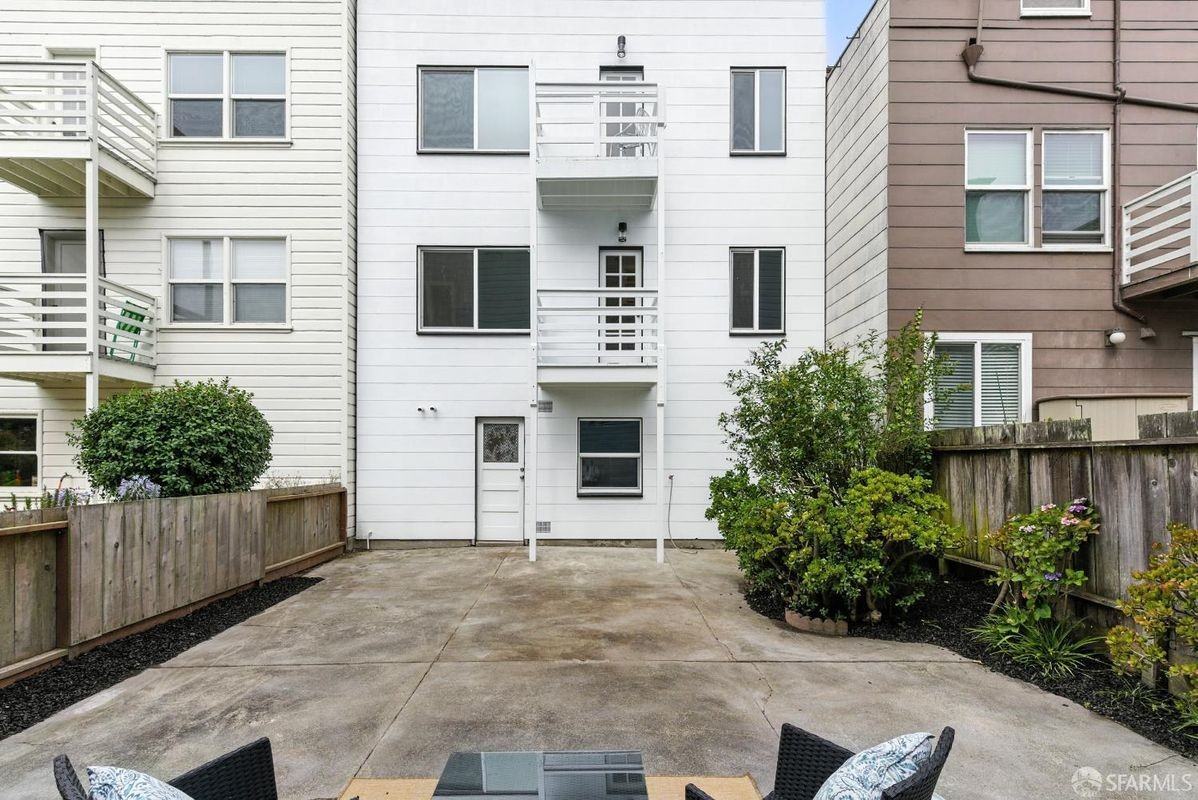 1206 Funston Ave - Photo 3 of 28