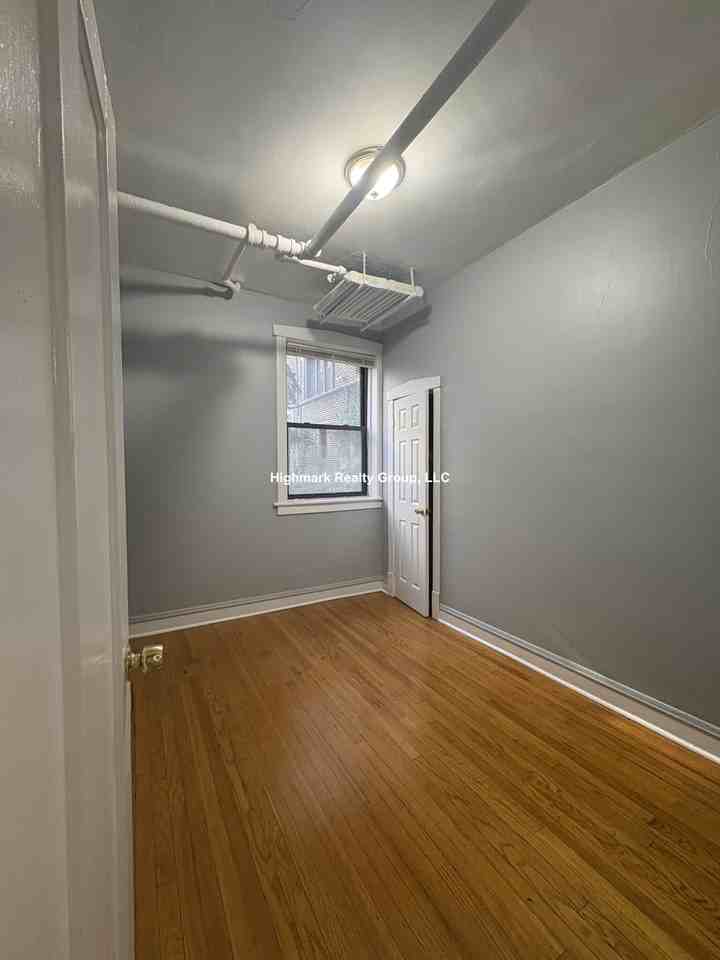 1321 1/2 W Estes Ave #49 - Photo 4 of 11