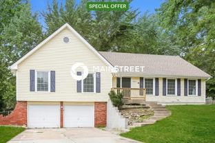 9952 N Charlotte St - Photo 1 of 1