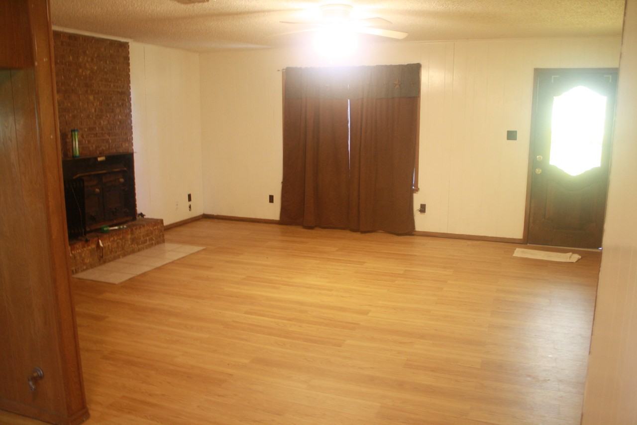 1310 County Road 3718 #NA - Photo 3 of 12