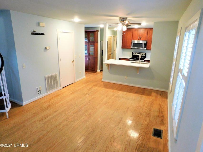 1001 13th St #NA - Photo 2 of 17
