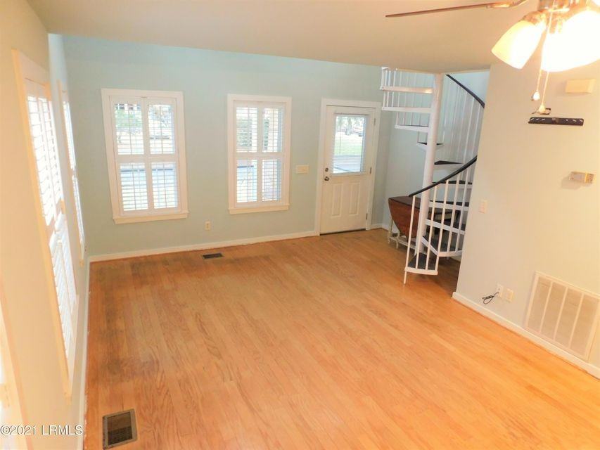 1001 13th St #NA - Photo 3 of 17