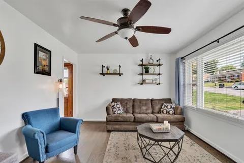 5304 Capito St #A - Photo 3 of 13