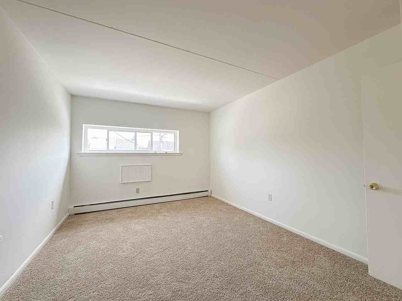 Court Commons - Photo 5 of 9