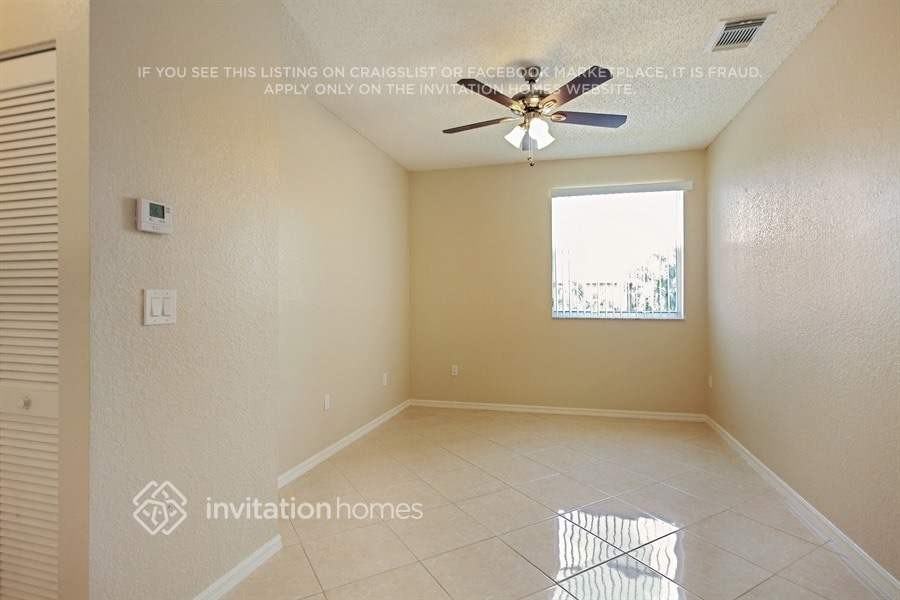 14284 Sw 159th Pl - Photo 7 of 19