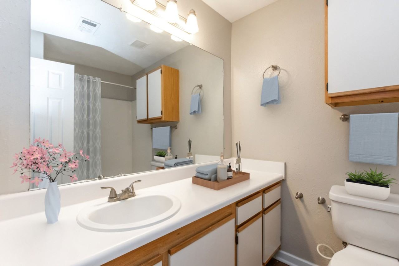 Prosper Jackson - Photo 7 of 50