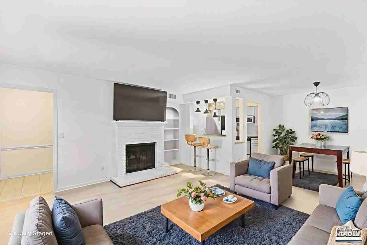 3505 Colony Crossing Dr - Photo 3 of 20