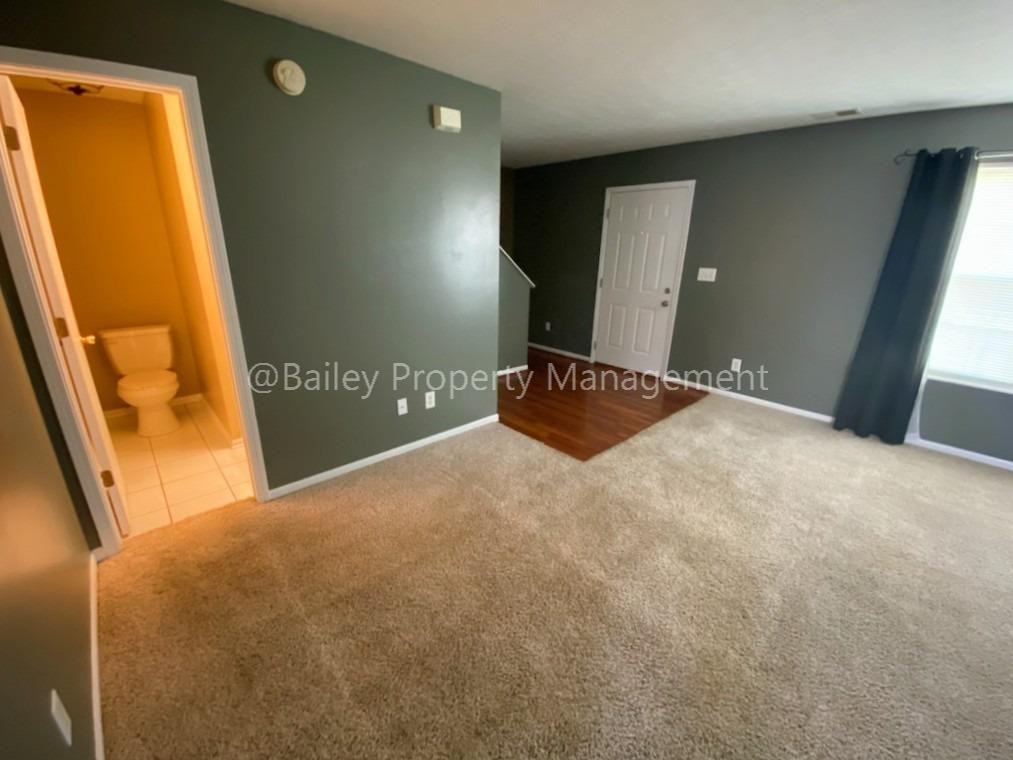 157 Sara Ct - Photo 6 of 12