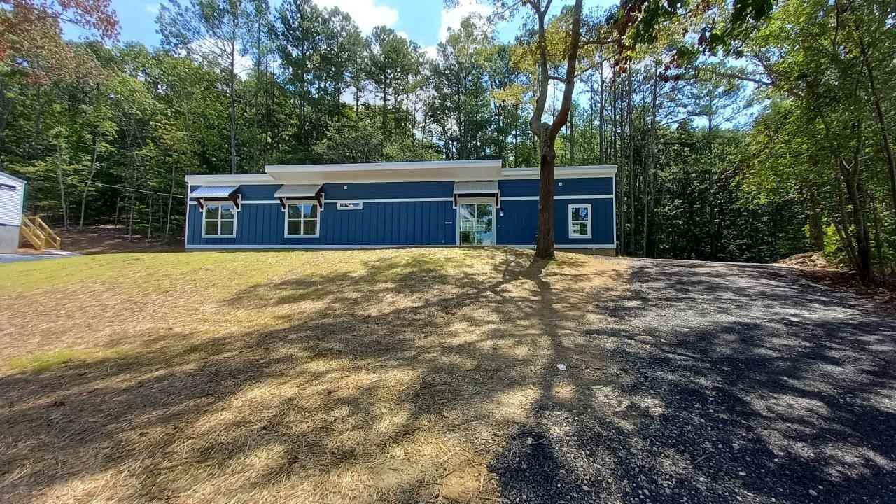 1089 Long Hollow Rd - Photo 2 of 20