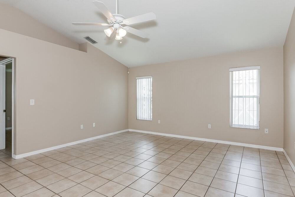 6888 Mauna Loa Blvd - Photo 4 of 16