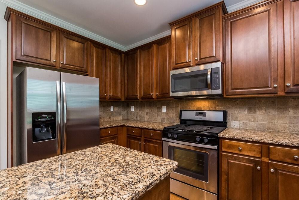 494 Strawberry Walk - Photo 5 of 15