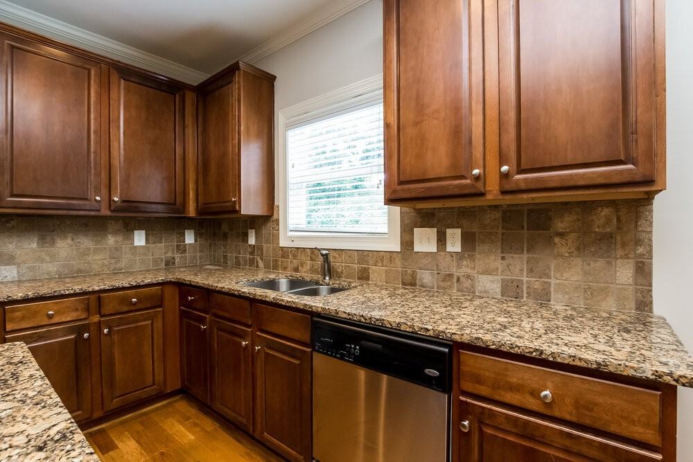 494 Strawberry Walk - Photo 6 of 15
