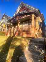 featured image of 2920 N Bremen St