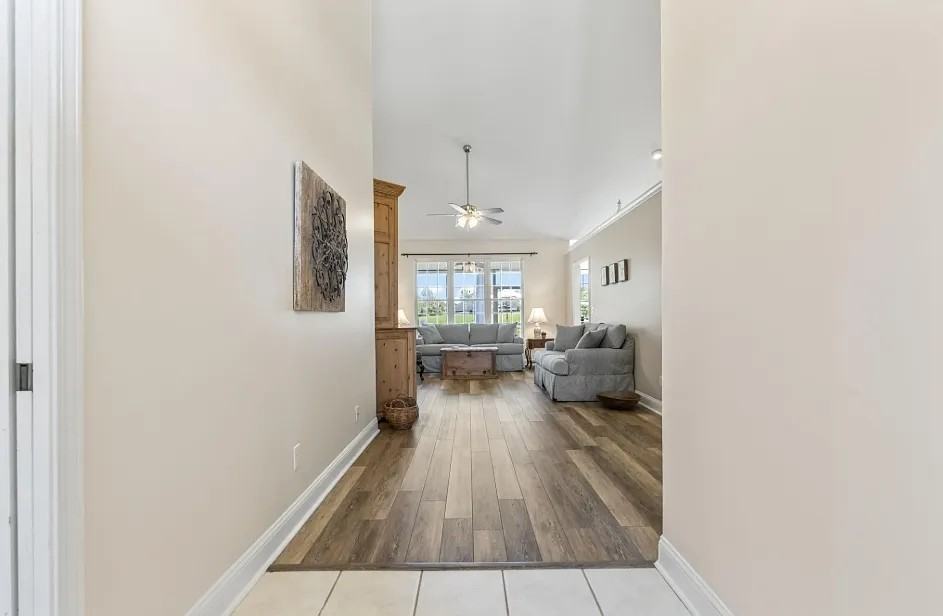 136 Regency Drive - Photo 3 of 27