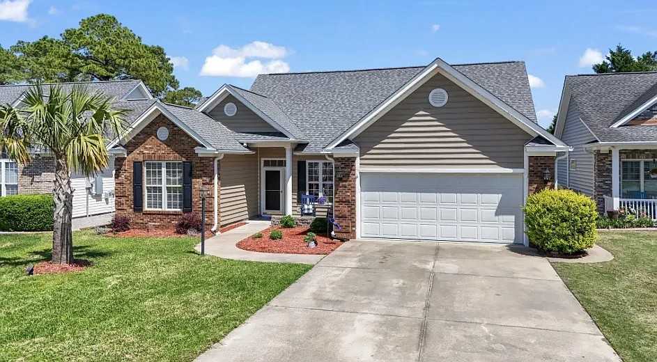 136 Regency Drive - Photo 2 of 27