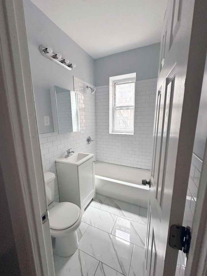 113 67th Street - Photo 4 of 17