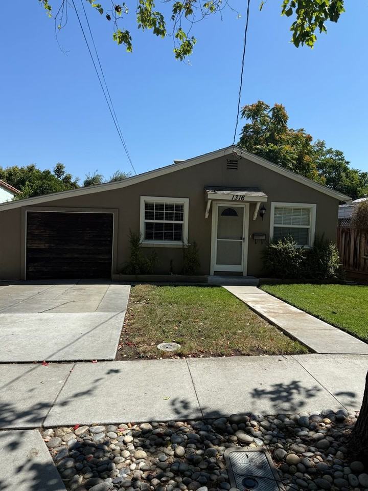 1316 Kotenberg Ave - Photo 2 of 14