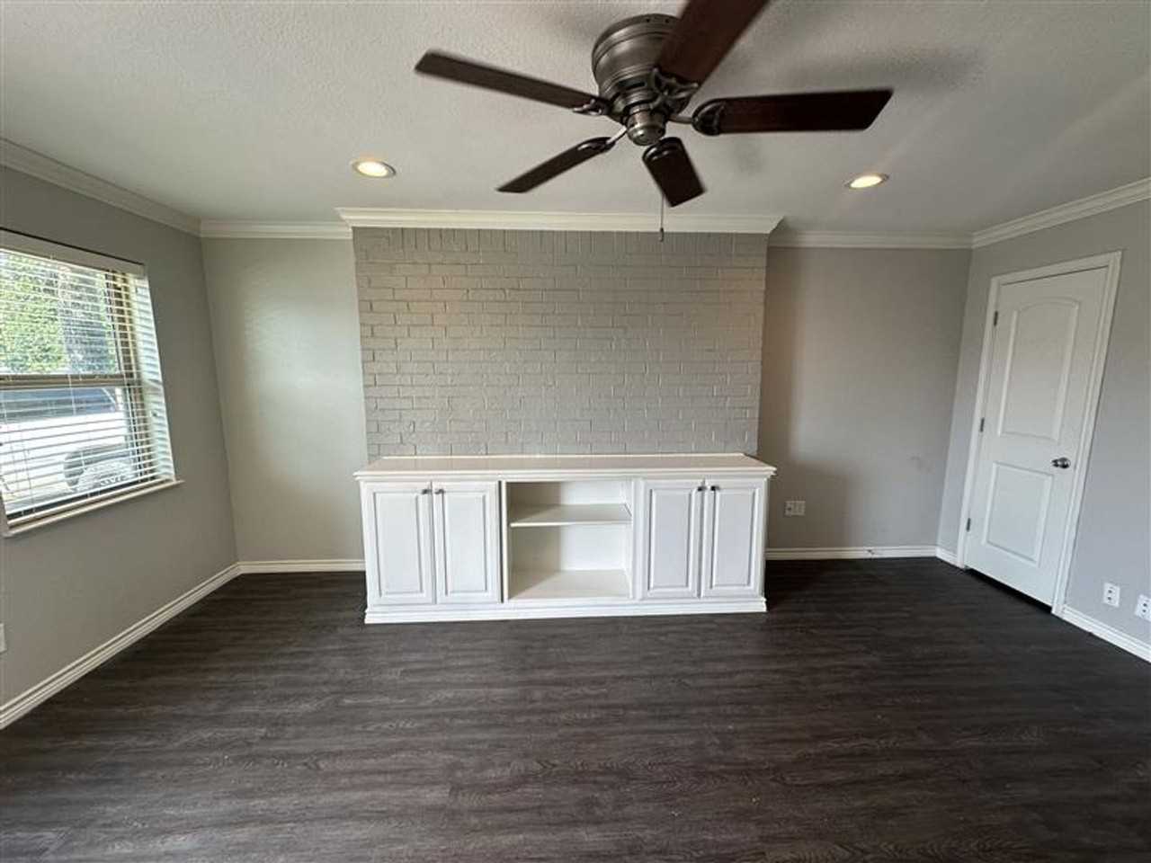 8320 Cambridge Rd #M12 - Photo 3 of 25