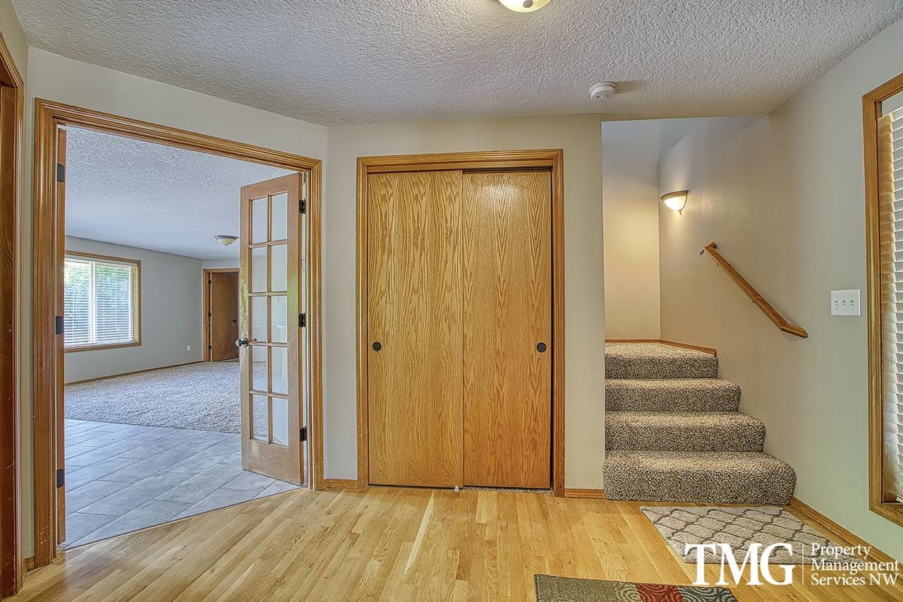 12508 Se 27th St - Photo 2 of 38