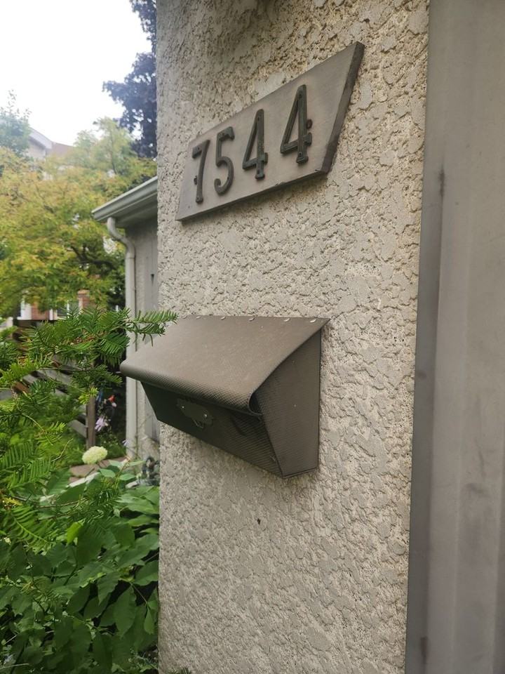 7544 Garfield Ave - Photo 2 of 25