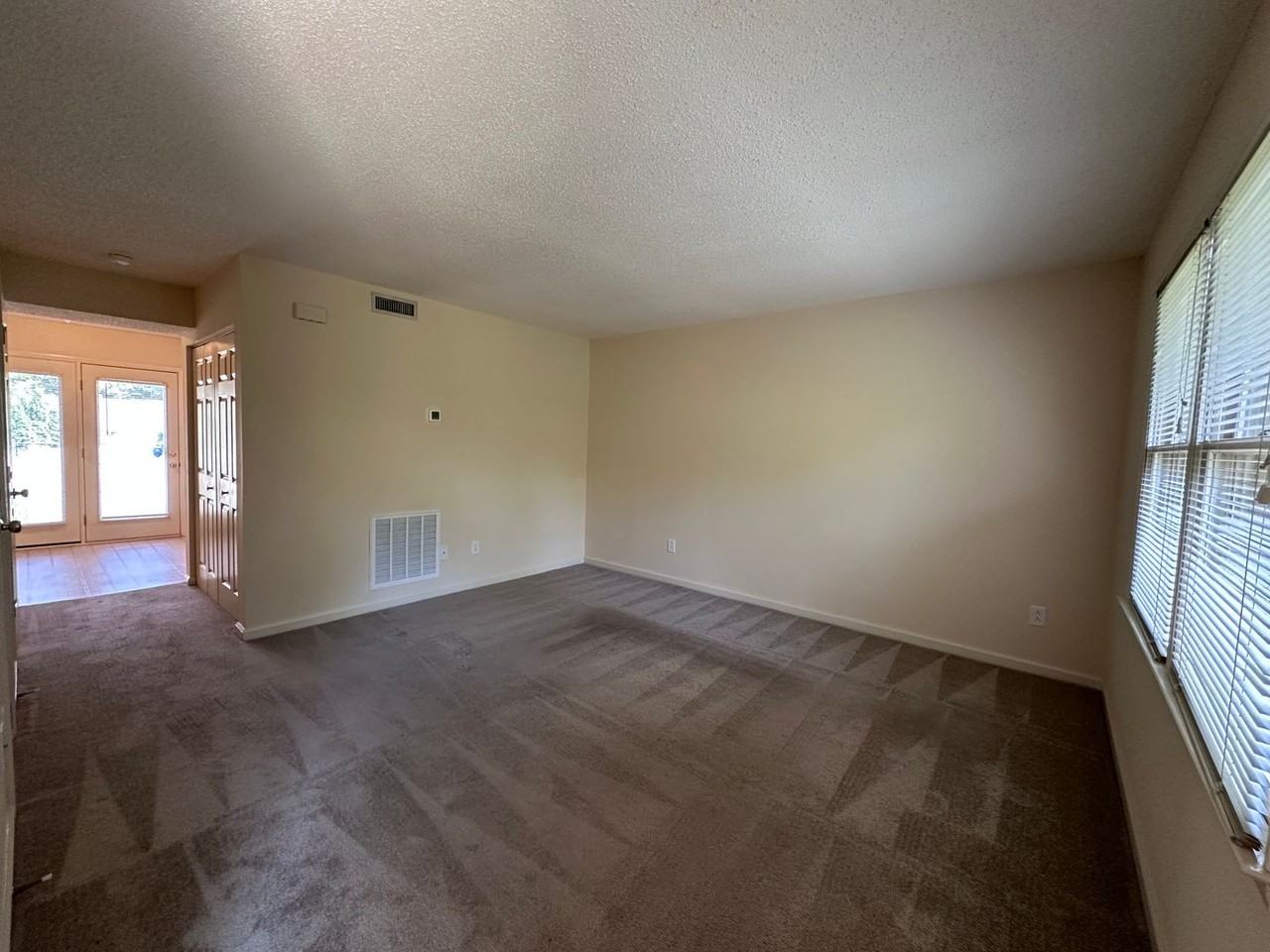 345 8th Avenue Dr Nw - Photo 7 of 21