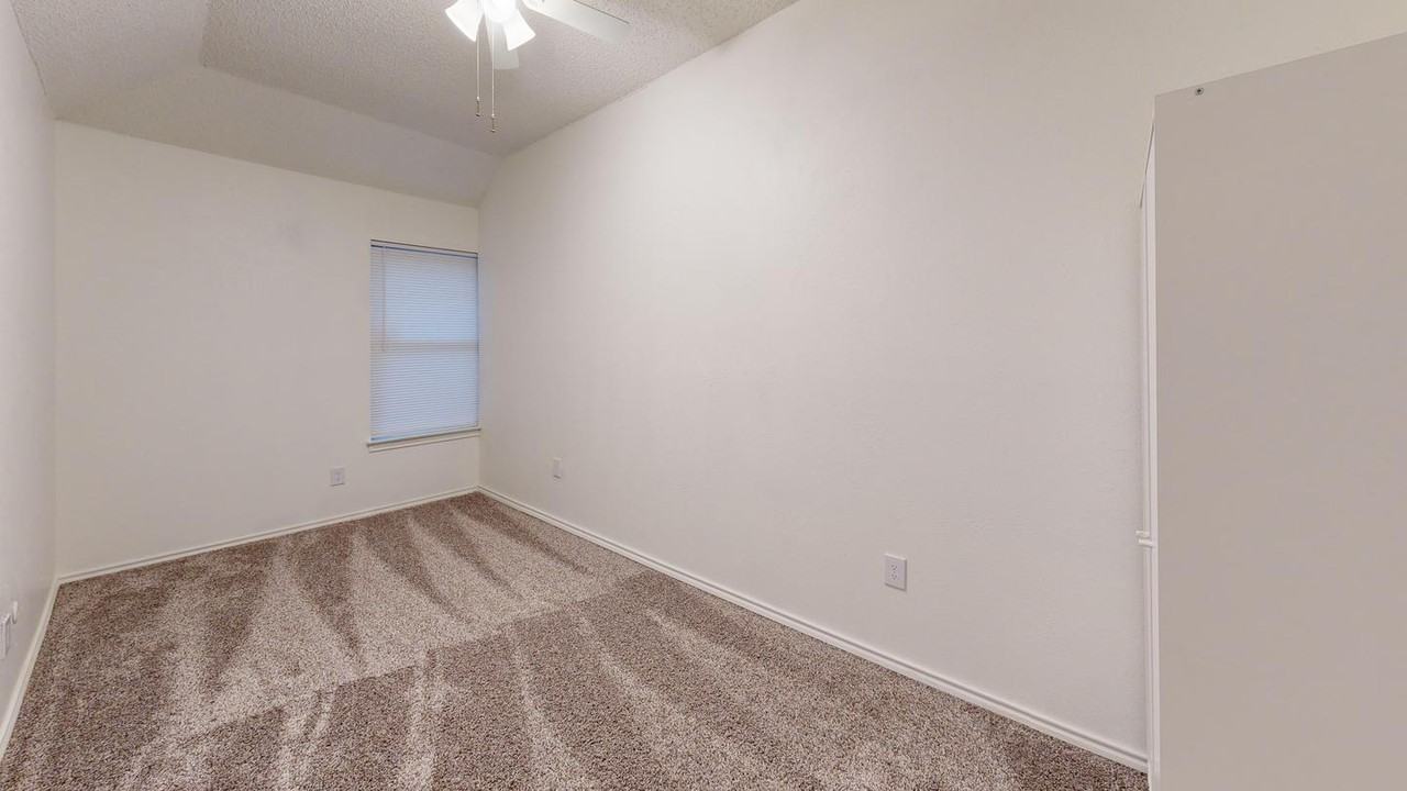 Affordable Arlington Living! Charming home by Rush Creek – Below market pricing - Photo 5 of 19