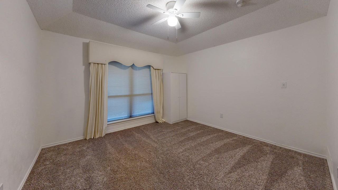 Affordable Arlington Living! Charming home by Rush Creek – Below market pricing - Photo 7 of 19