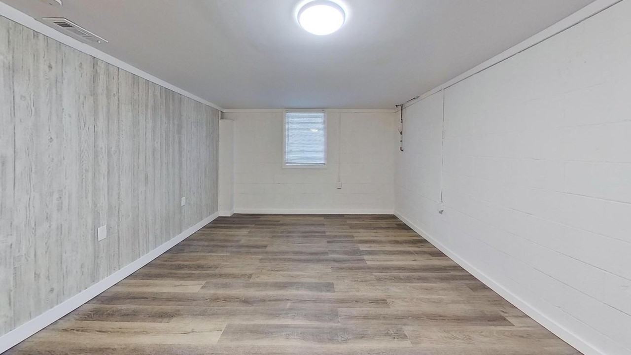 Eastwind Court Haven with Modern Updates & Space to Grow - Photo 5 of 20