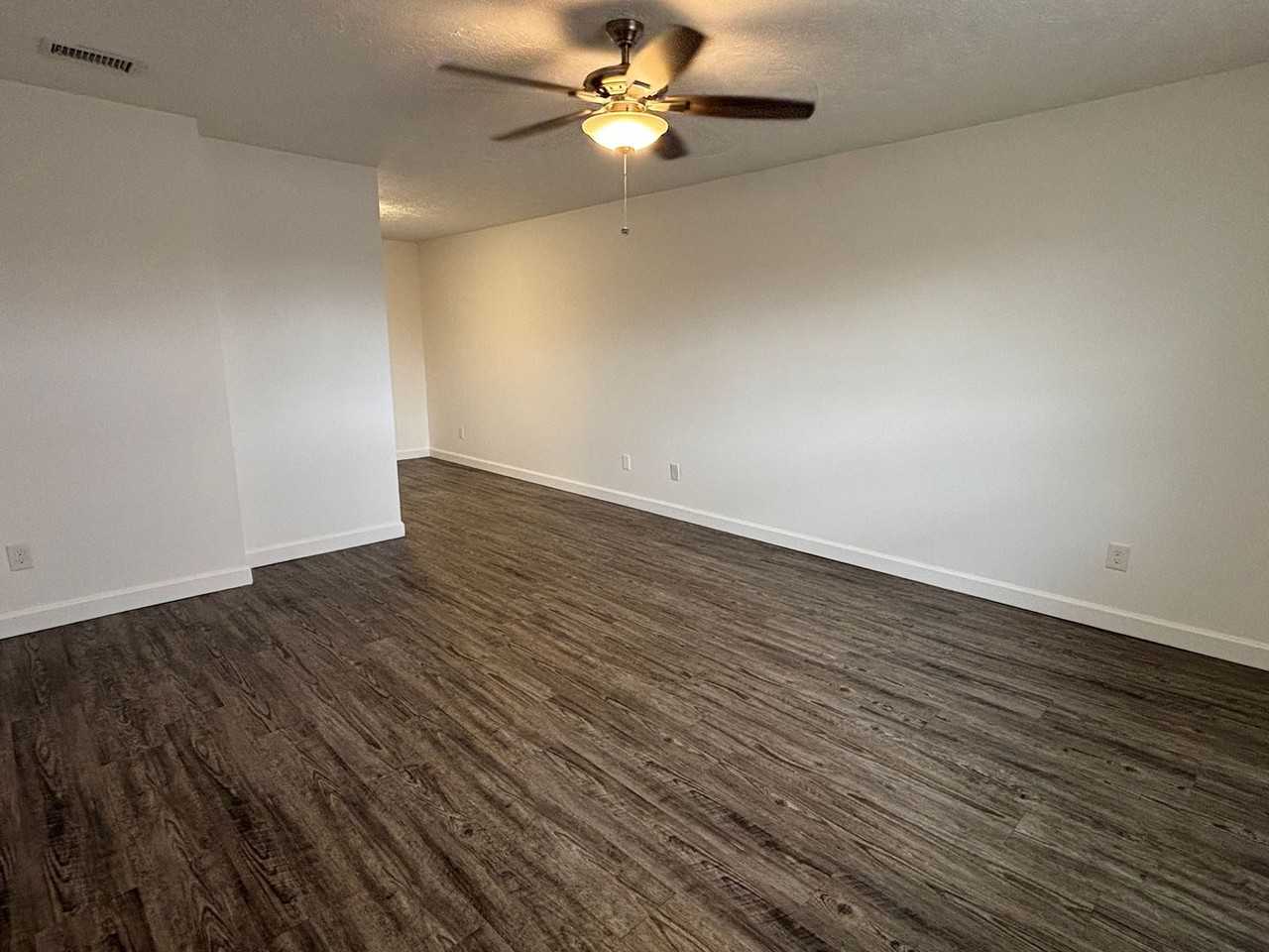 1629 N James Ave - Photo 6 of 19