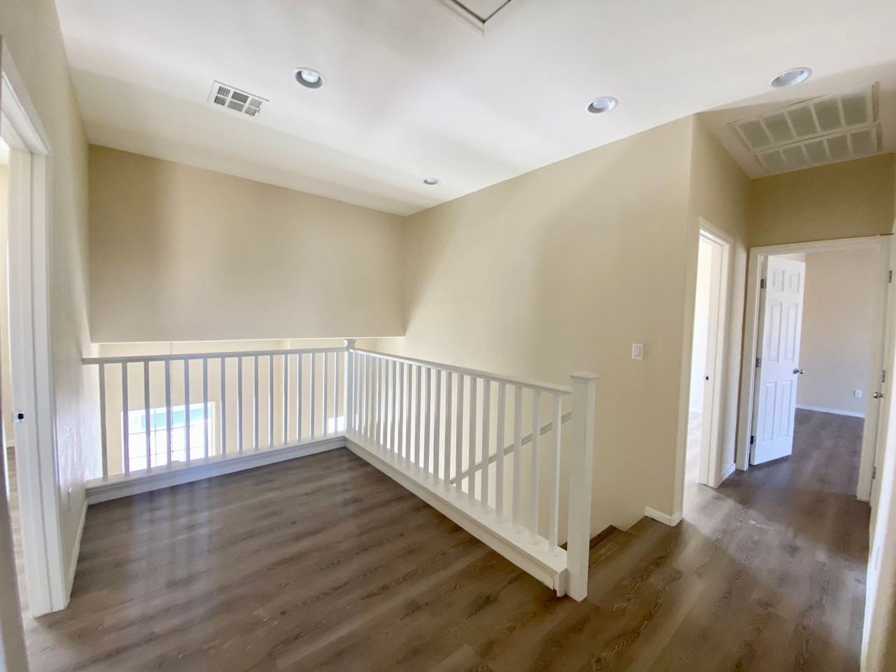 134 Duxford Ave - Photo 5 of 15