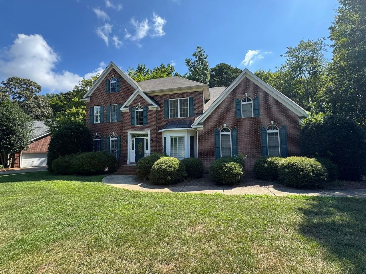 7127 Weddington Brook Dr - Photo 2 of 32