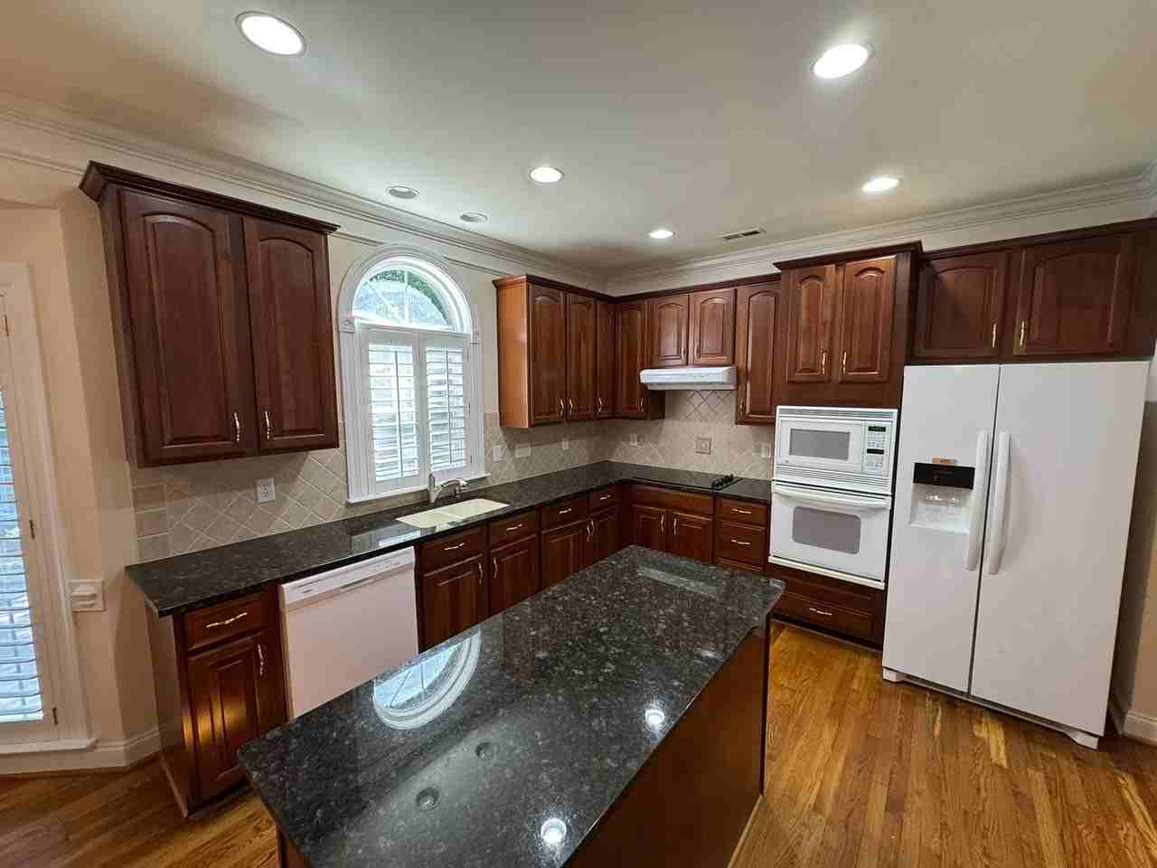 7127 Weddington Brook Dr - Photo 7 of 32