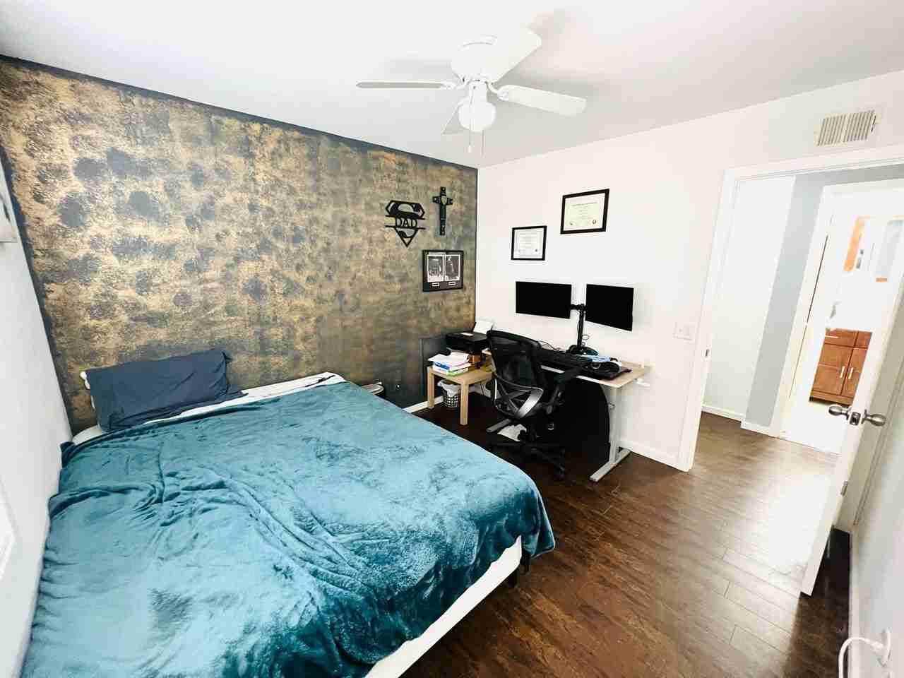 1802 Alscot Ave - Photo 5 of 18