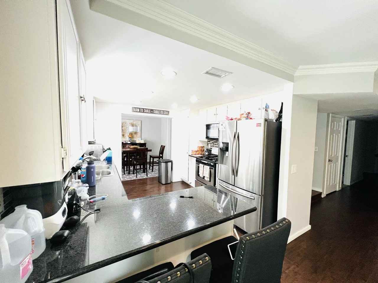 1802 Alscot Ave - Photo 4 of 18