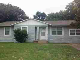 featured image of 12133 Hoblitzelle Dr