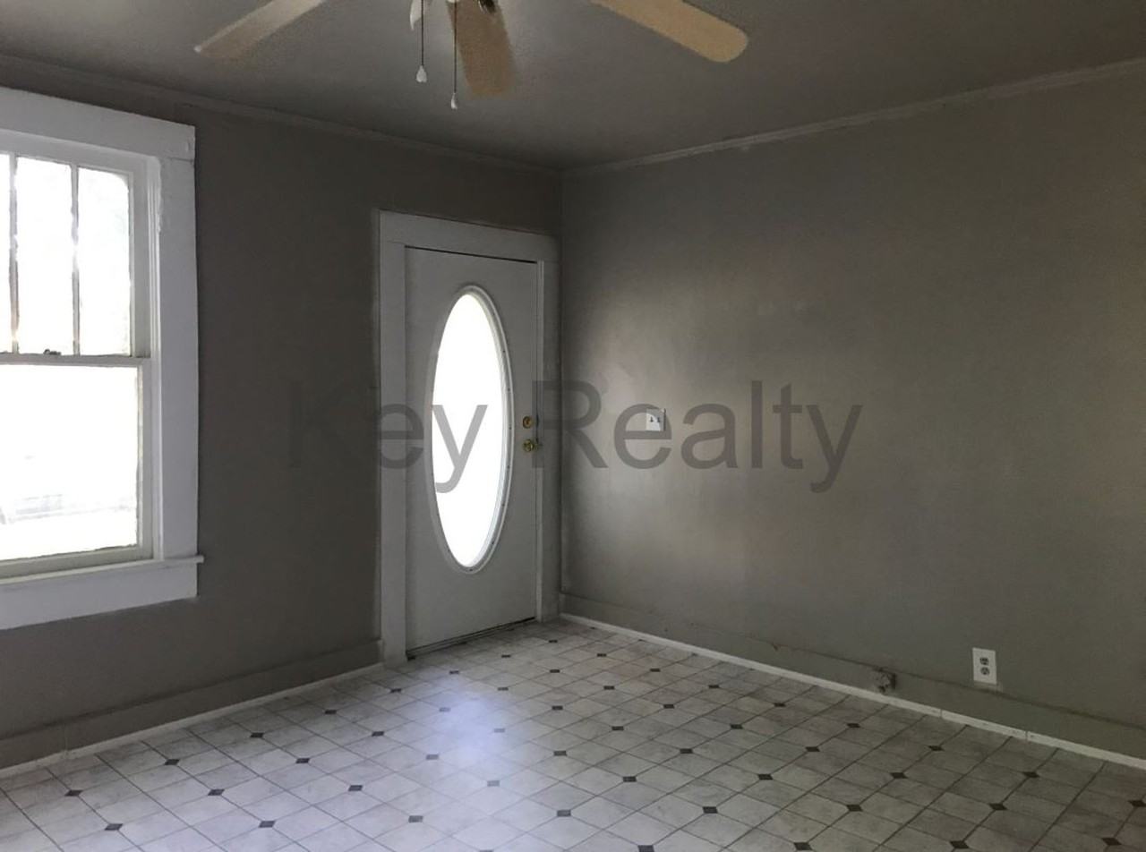 7 Maryland Ave - Photo 3 of 10