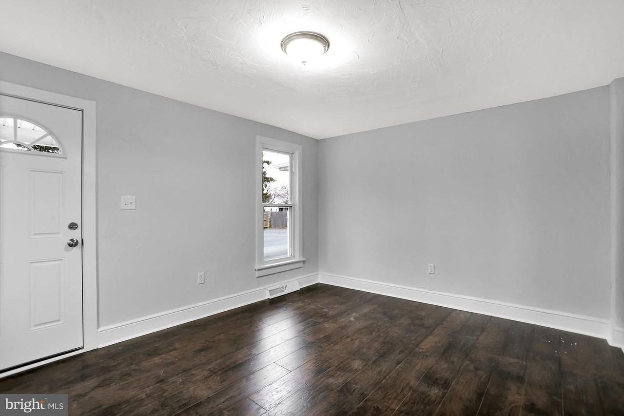 613 Fairground Ave - Photo 2 of 16