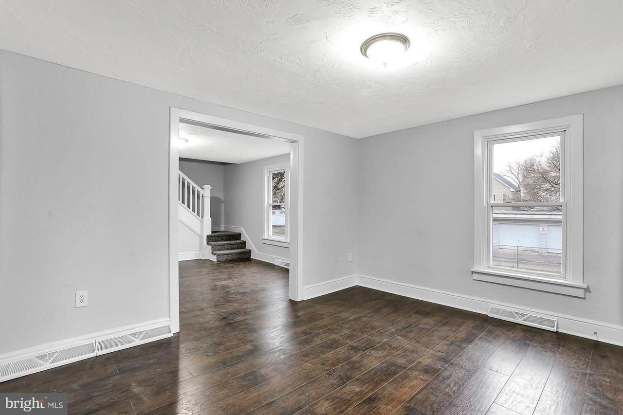 613 Fairground Ave - Photo 5 of 16