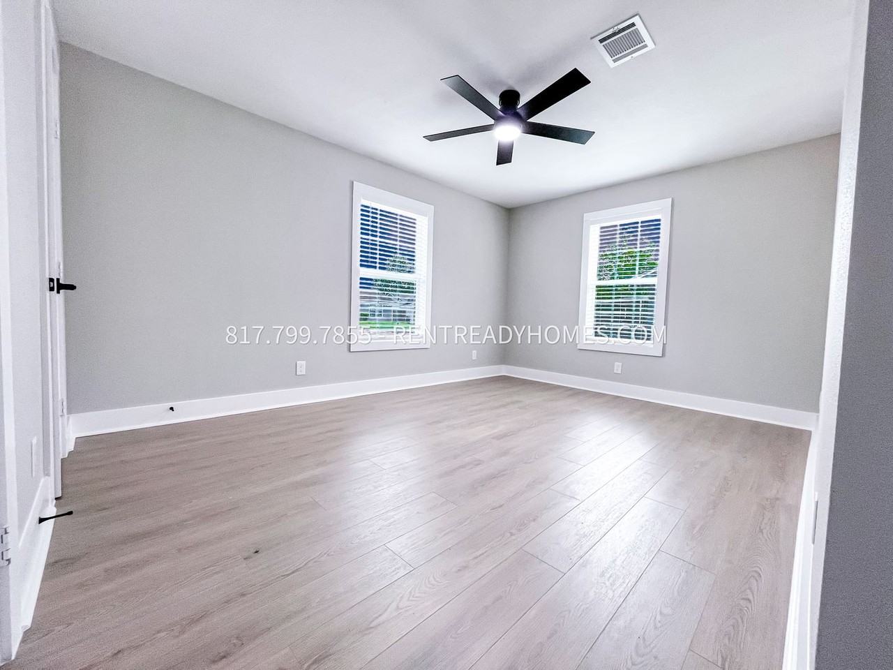 5022 Hull St - Photo 7 of 12