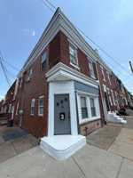 featured image of 2633 E Monmouth St